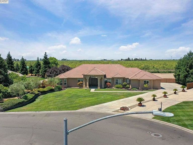 Abundant Residential Living Services — photo 1