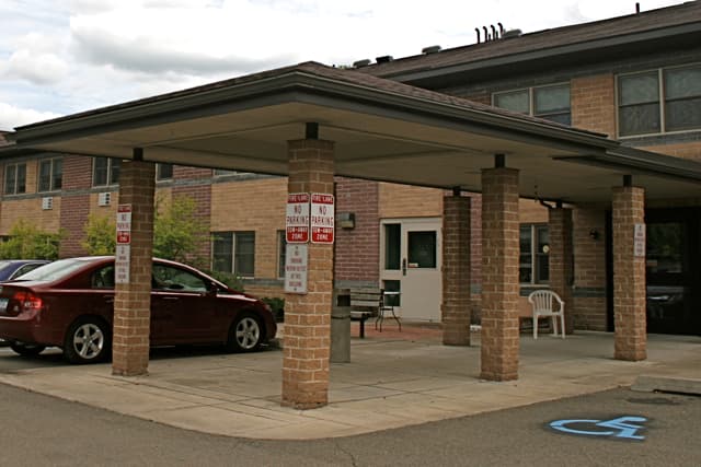 Carpenter Apartments