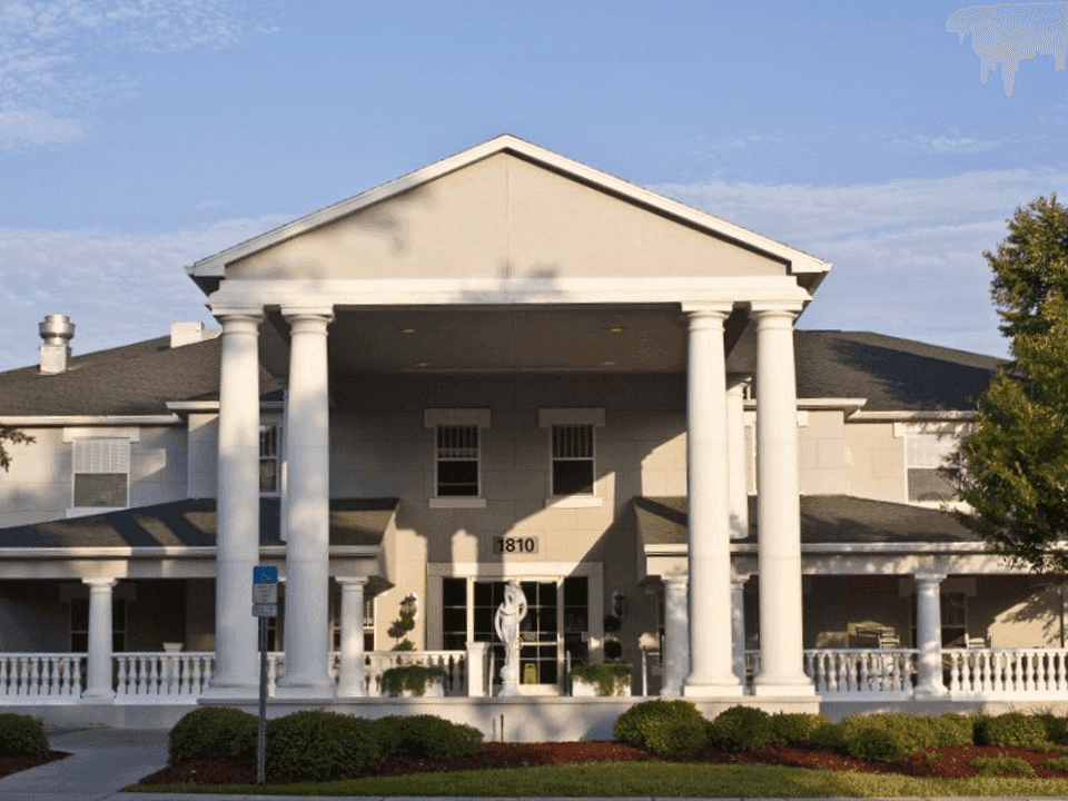 Hampton Manor Assisted Living at 24th Road