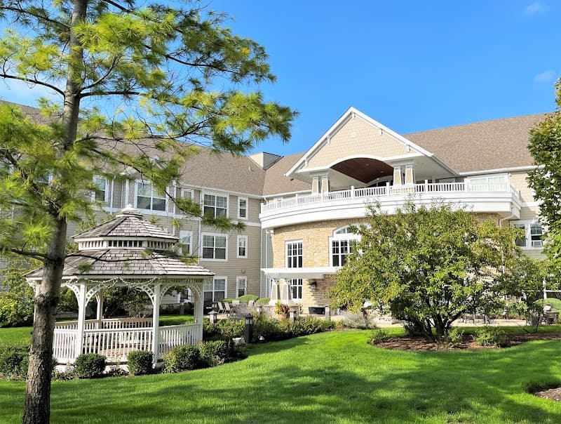 Chestnut Square at The Glen