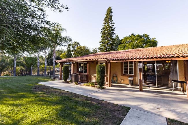 Hilltop Country Estate