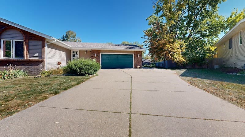 Maple Care Homes Of Apple Valley