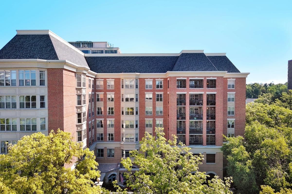 Brighton Gardens of Friendship Heights — photo 1