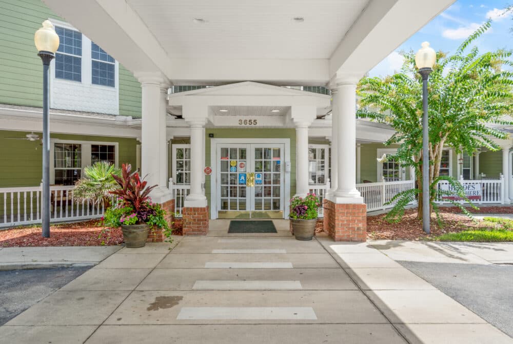 Spring Hills Hunters Creek - Assisted Senior Living Facility — photo 1