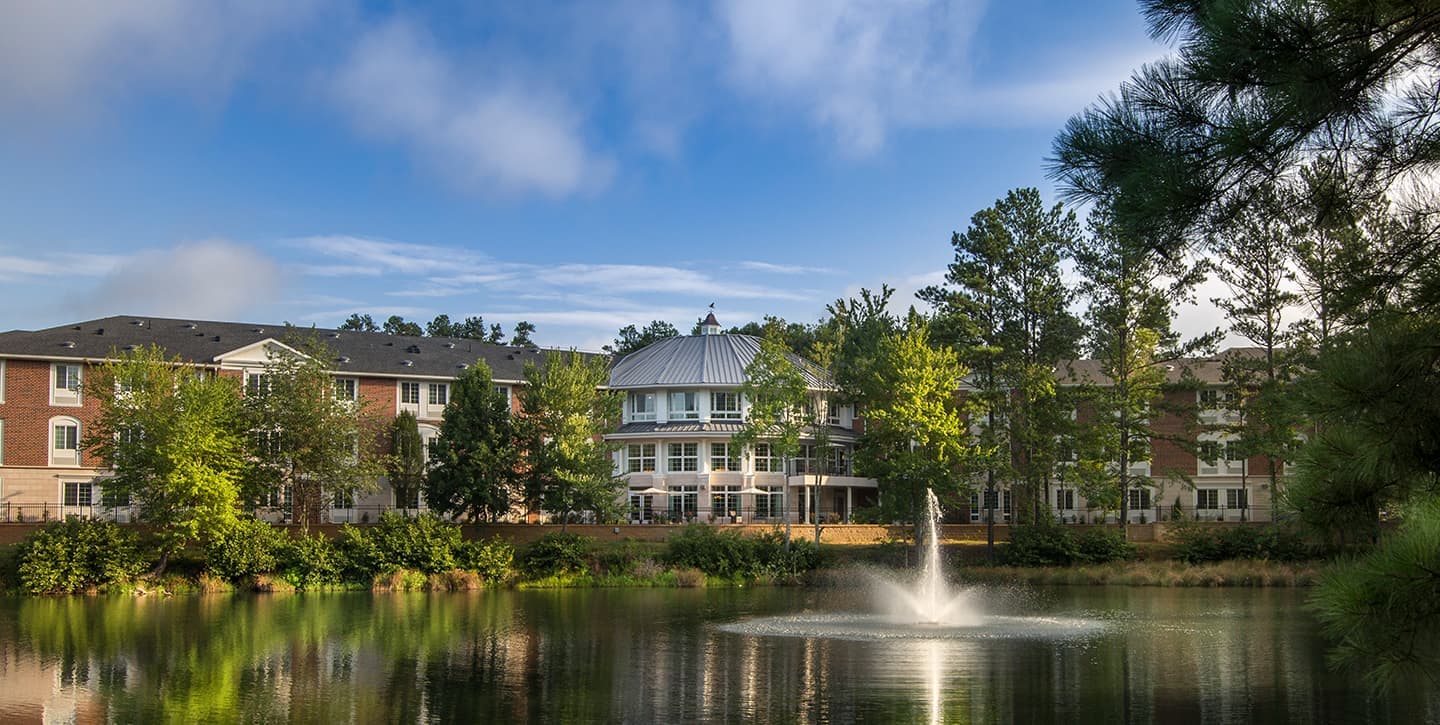 The Georgian Lakeside