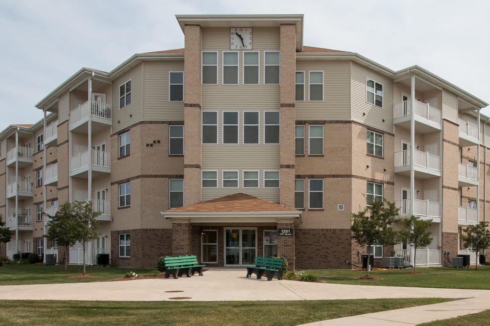 Golden Manor Senior Apartments