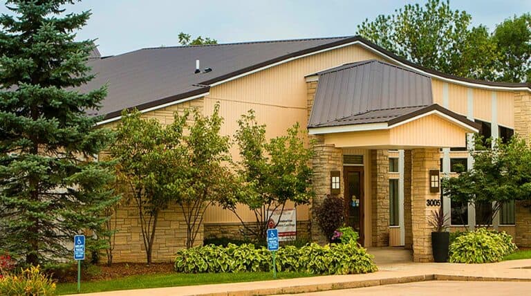 The Views of Cedar Rapids | RidgeView Assisted Living