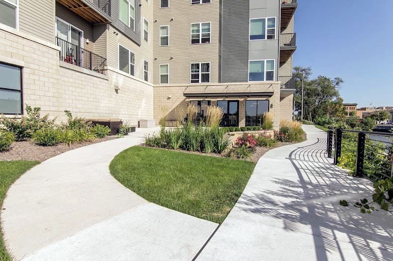 The Glens At Birkdale