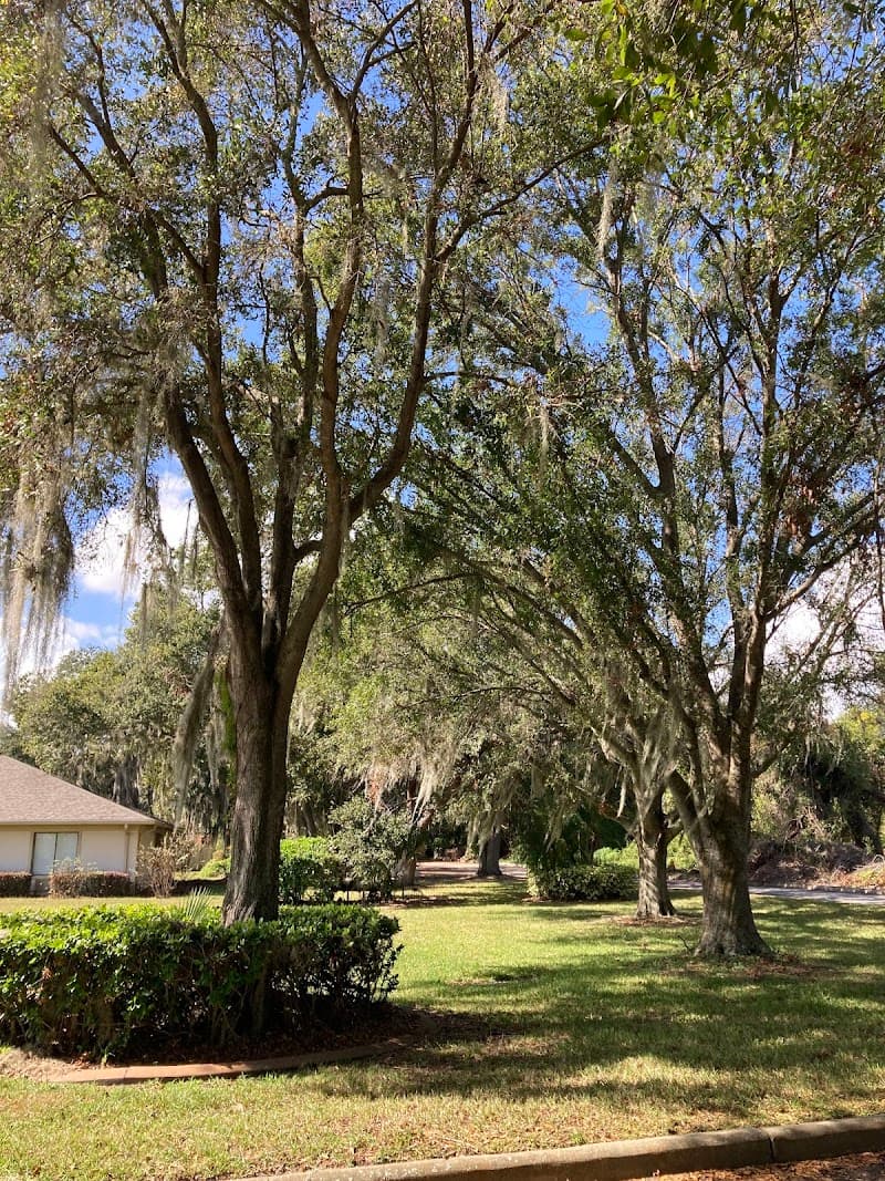 Charming Lakes Rehabilitation & Care Center