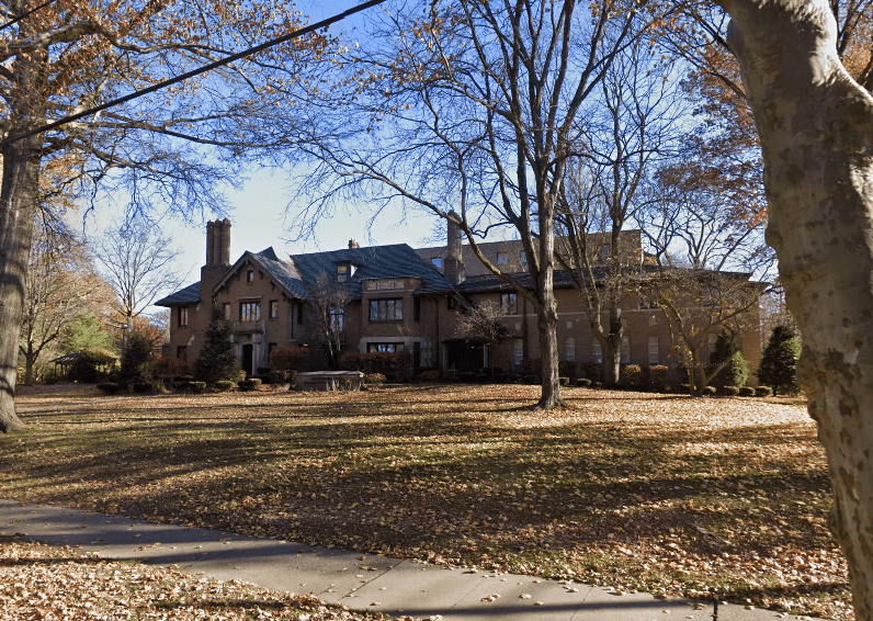 Francesca Residence