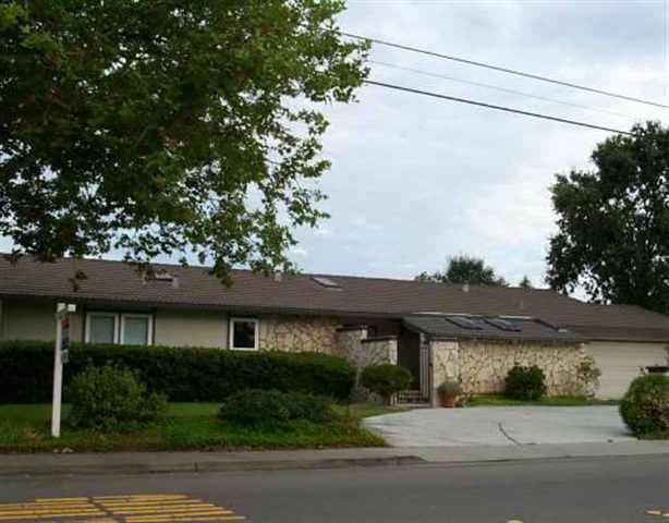 Pleasant Hill Gardens