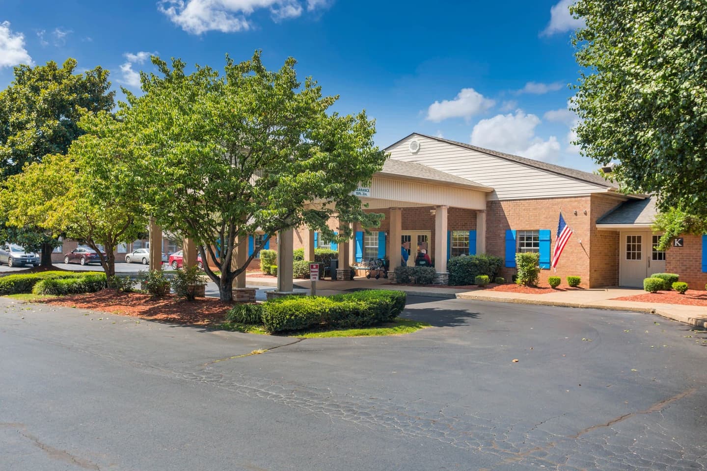 Charter Senior Living Of Bowling Green