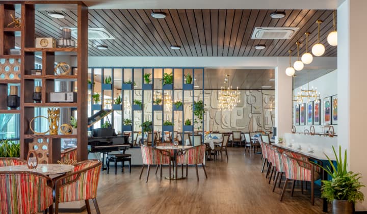 Elegance Berkeley — photo 1