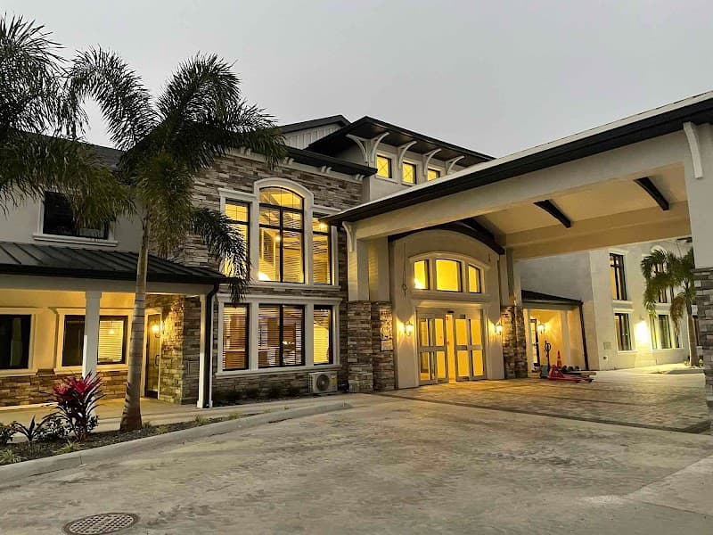 Villas At Waters Edge