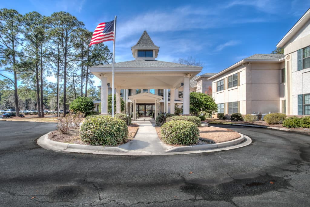 Oaks at Habersham — photo 1