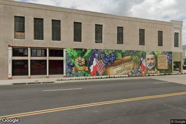 Silver Lake Village by Preferred Assisted Living