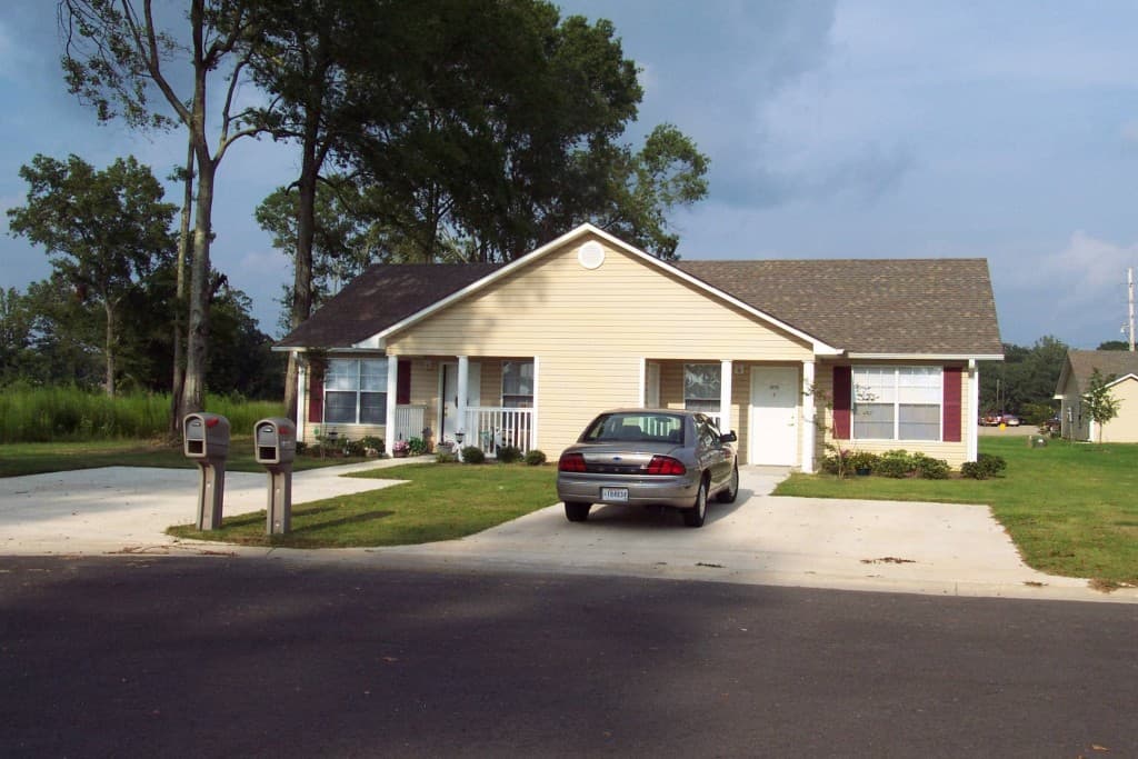 Woodland Lake Sr. Apartments