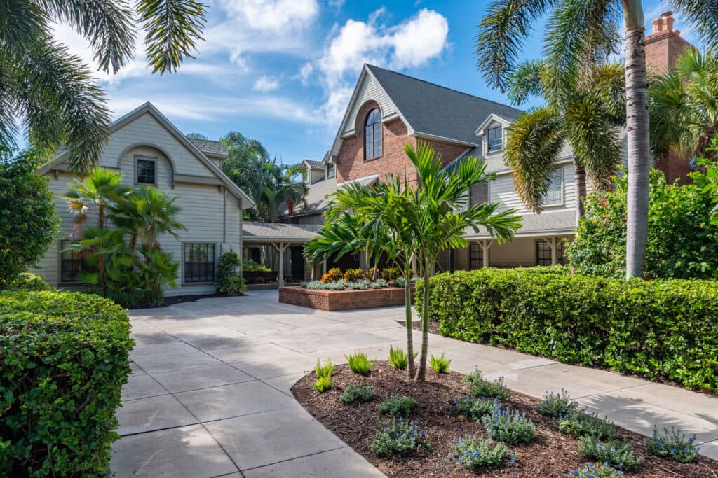 South Port Square — photo 1