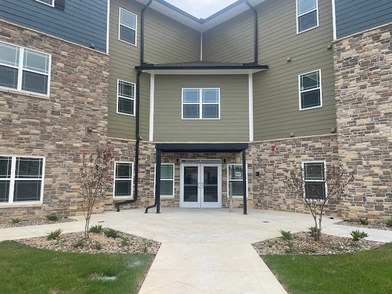 Longview Crossing Apartments