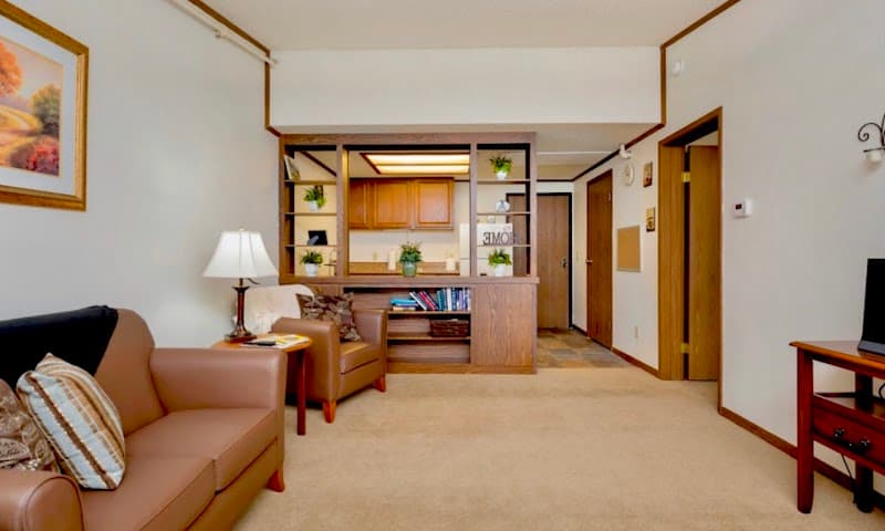 Woodlands at Forbes Lake Senior