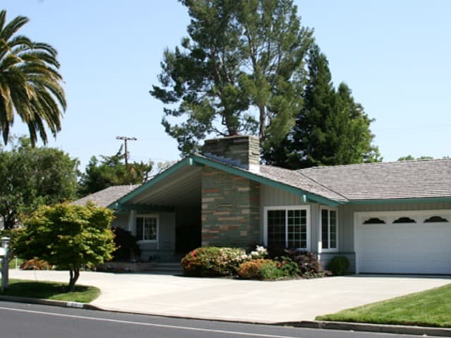 Paraiso Gardens Carehome
