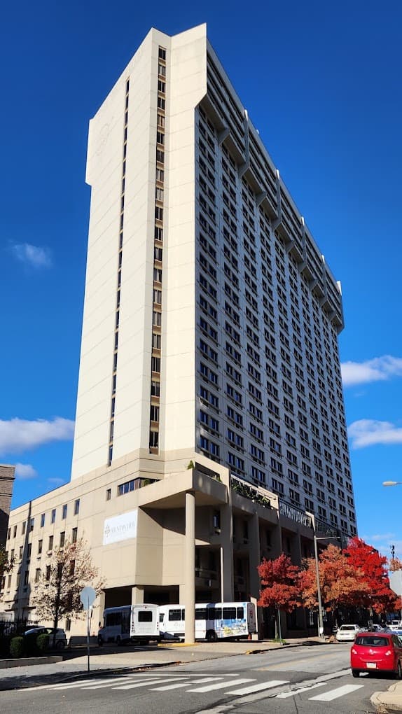 Fountain View at Logan Square
