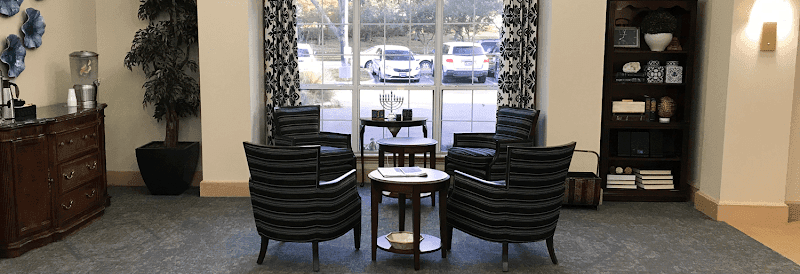 Signature Pointe — photo 1