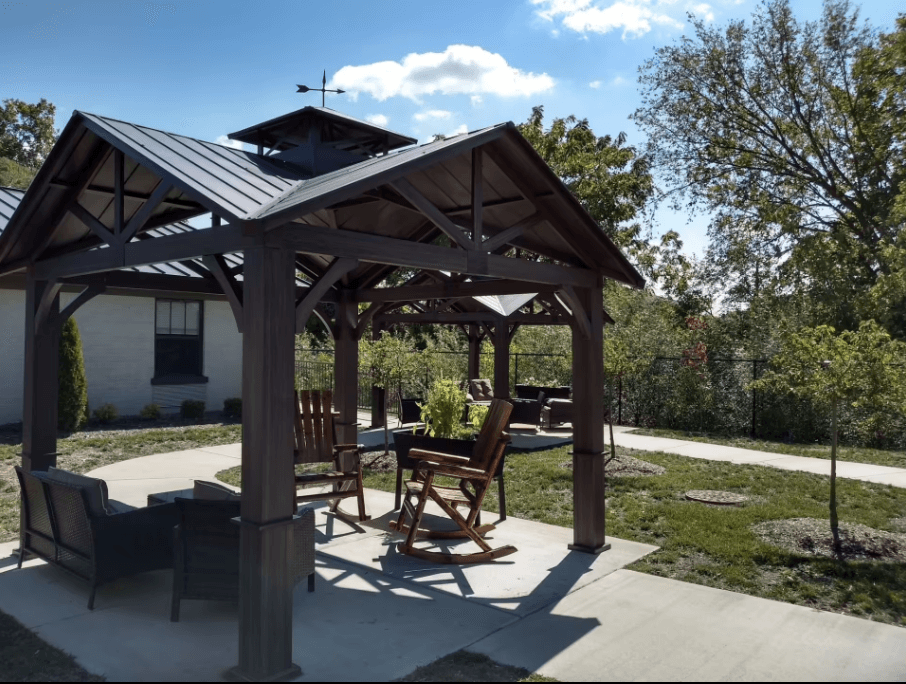 Creekside On Bardstown — photo 1