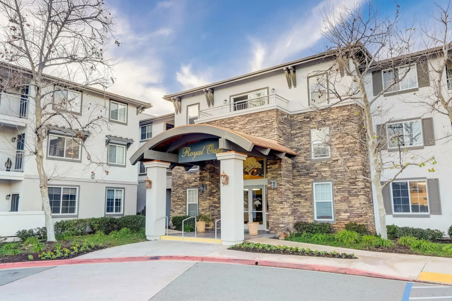 Royal Oaks Senior Living