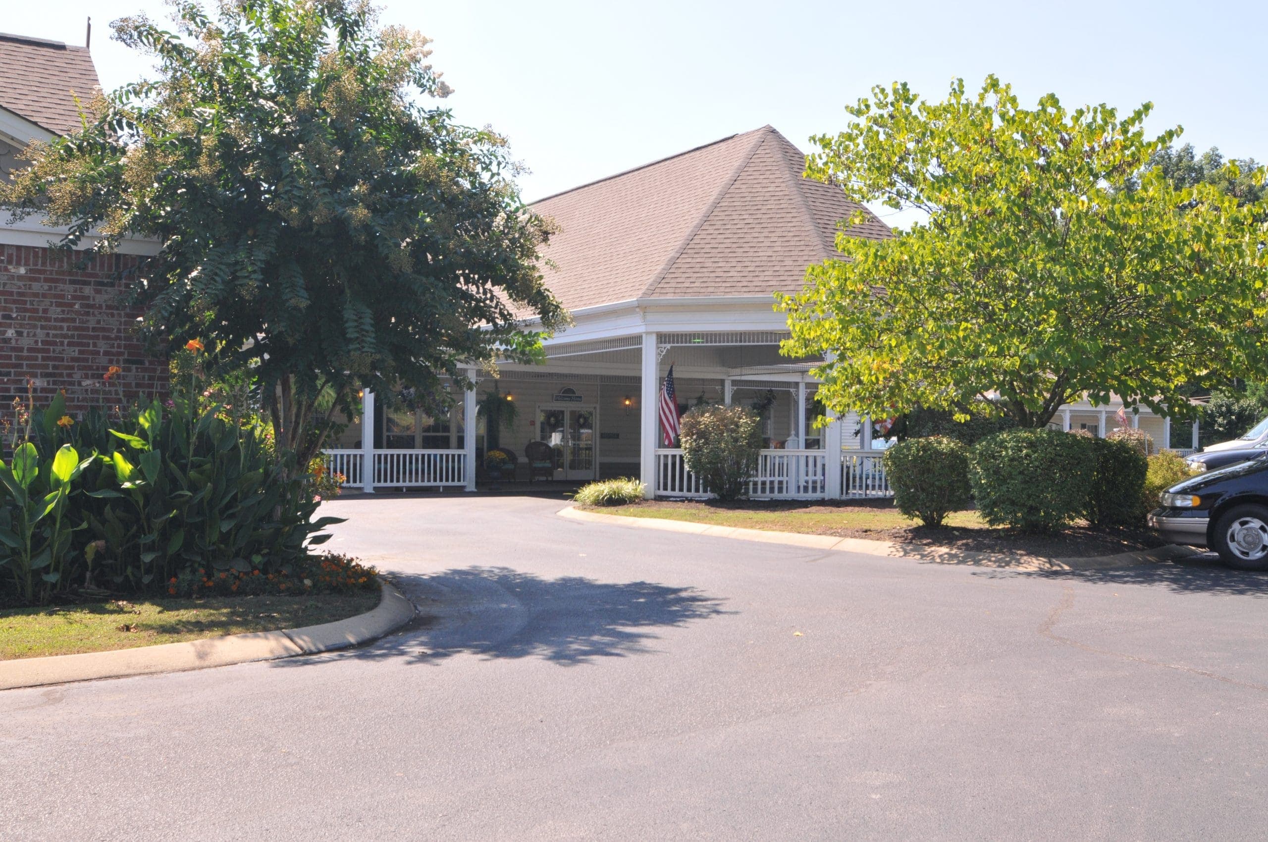 Charter Senior Living of Jackson — photo 1