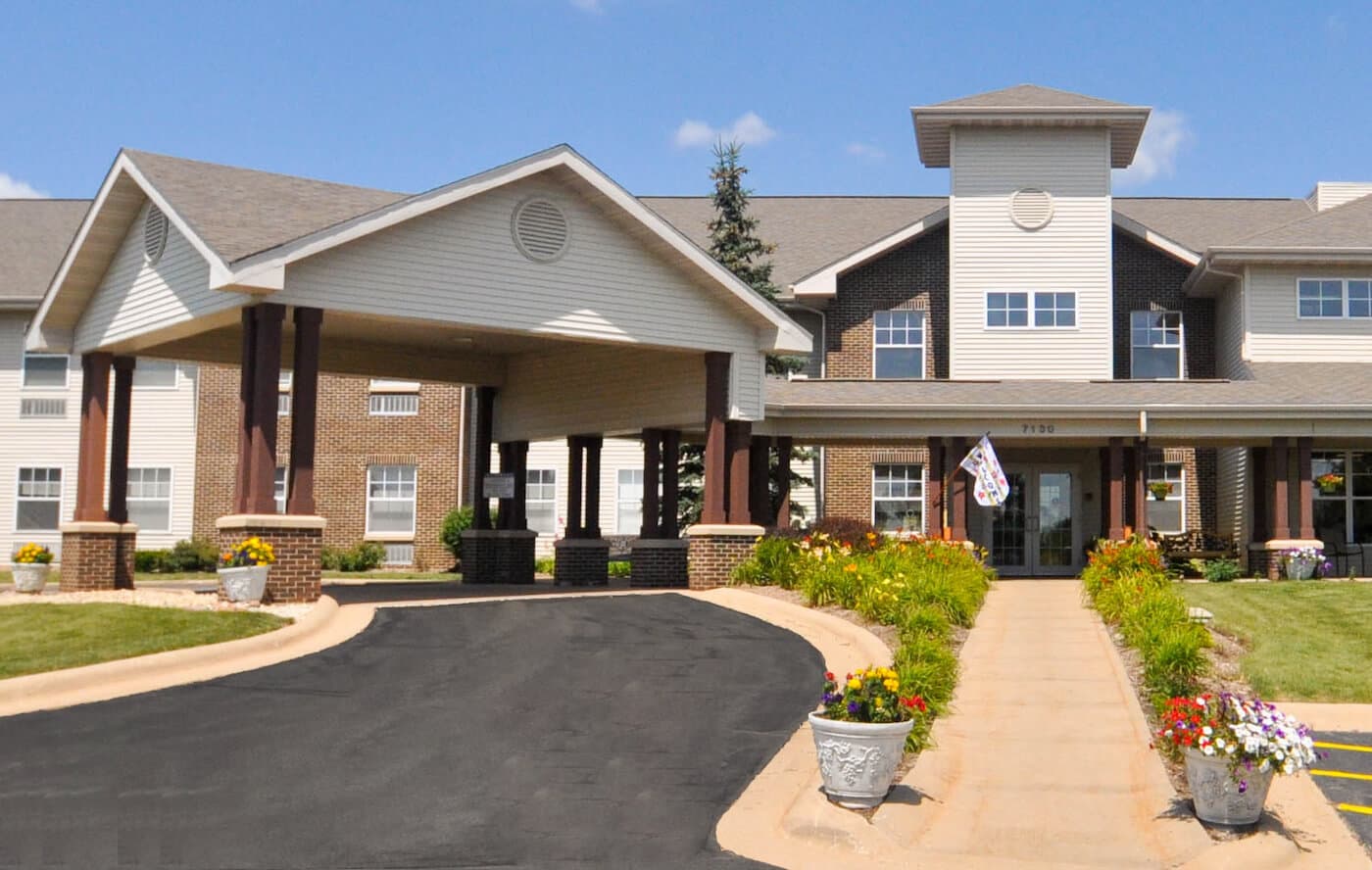 Cedarhurst  of Rockford — photo 1