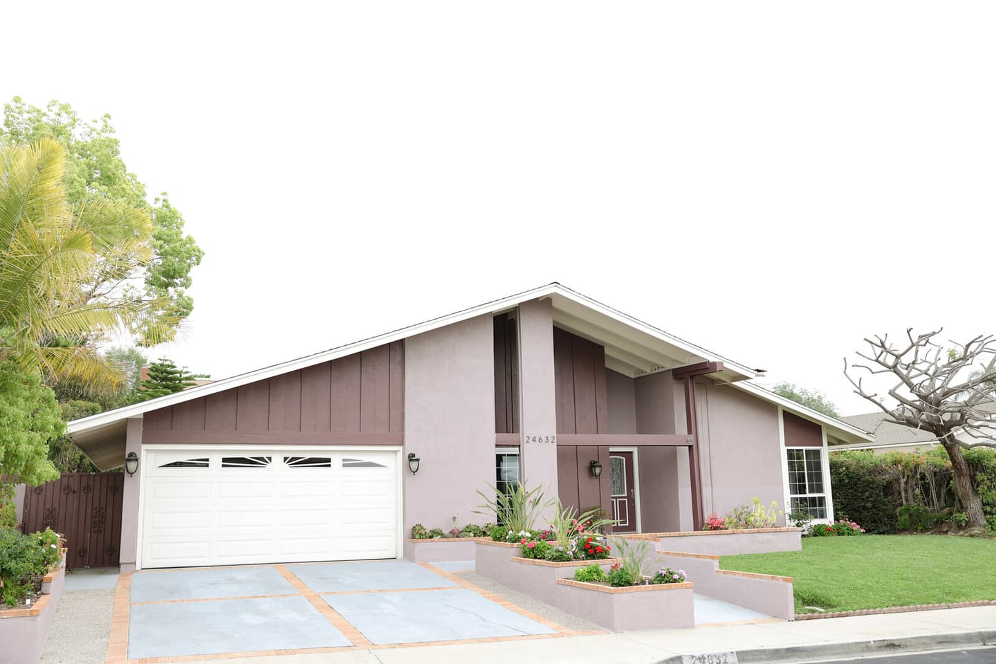 Harbor Care Homes: Port Artemia | Senior Living in Mission Viejo