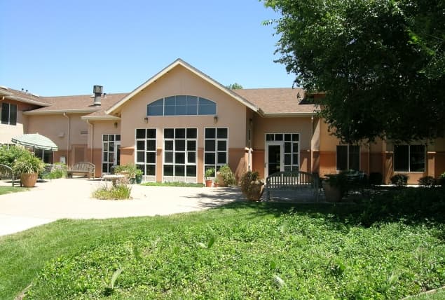Columbia Park Manor