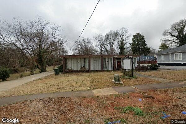 Maya's Assistant Living