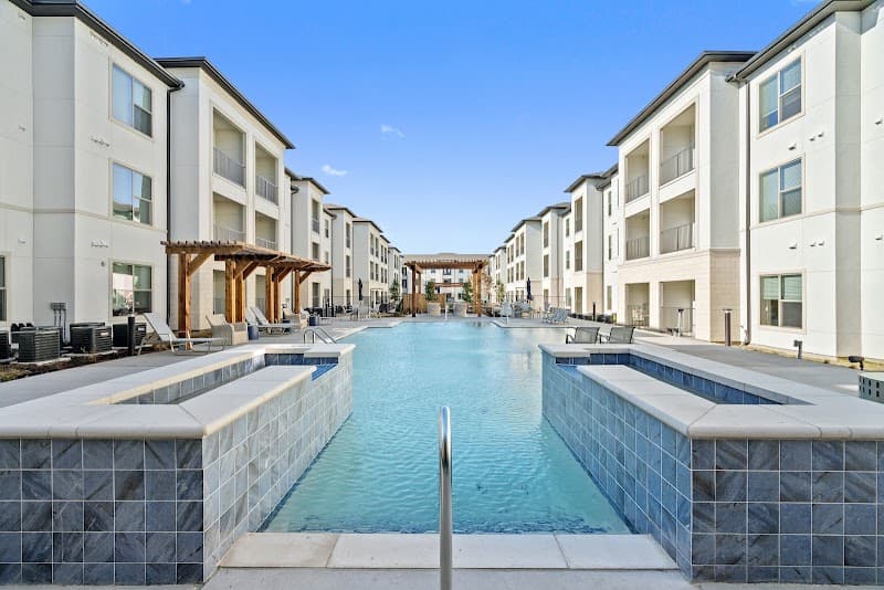 Parkwood Meadows Assisted Living Community — photo 1