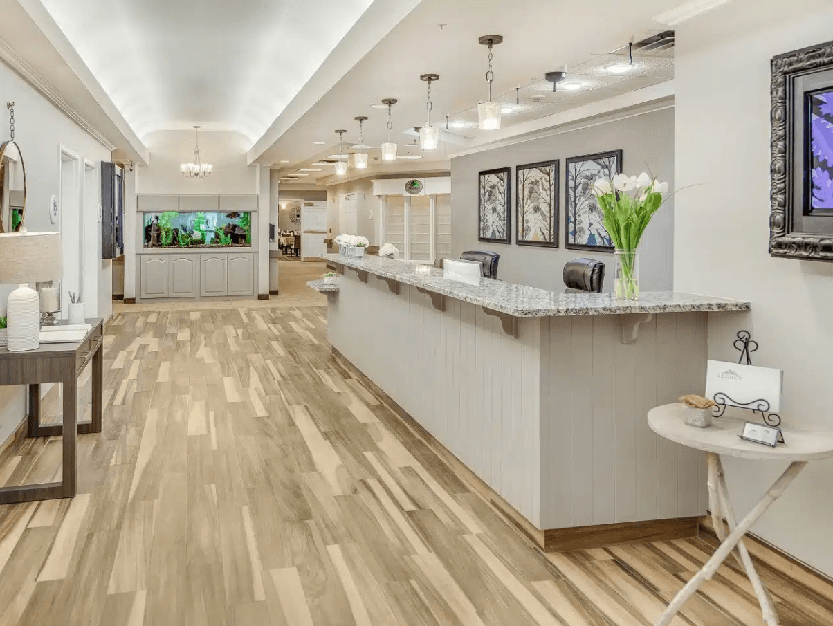 Legacy House of Logan — photo 1