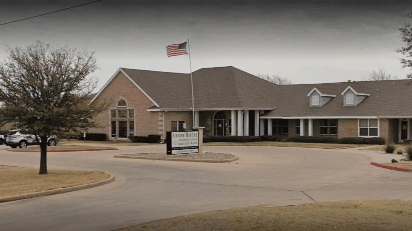 Arbor House — photo 1