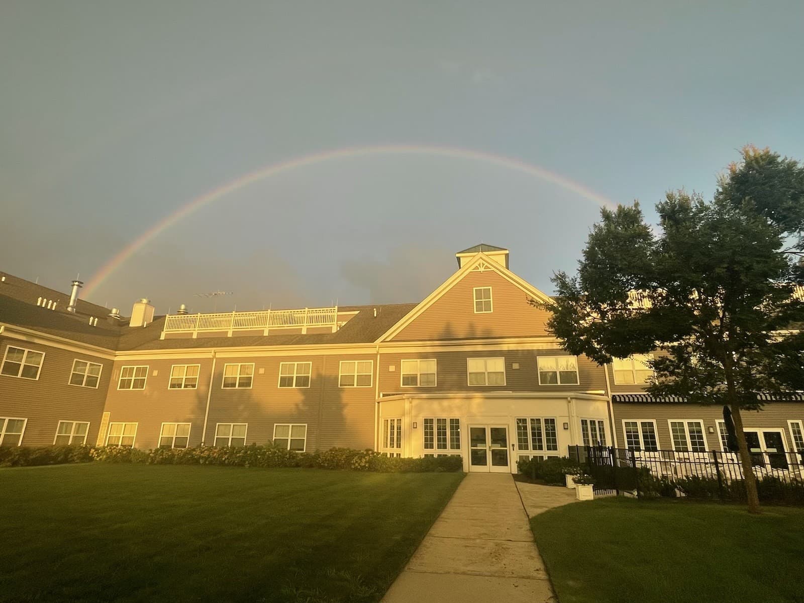 Sunnyside Manor — photo 1