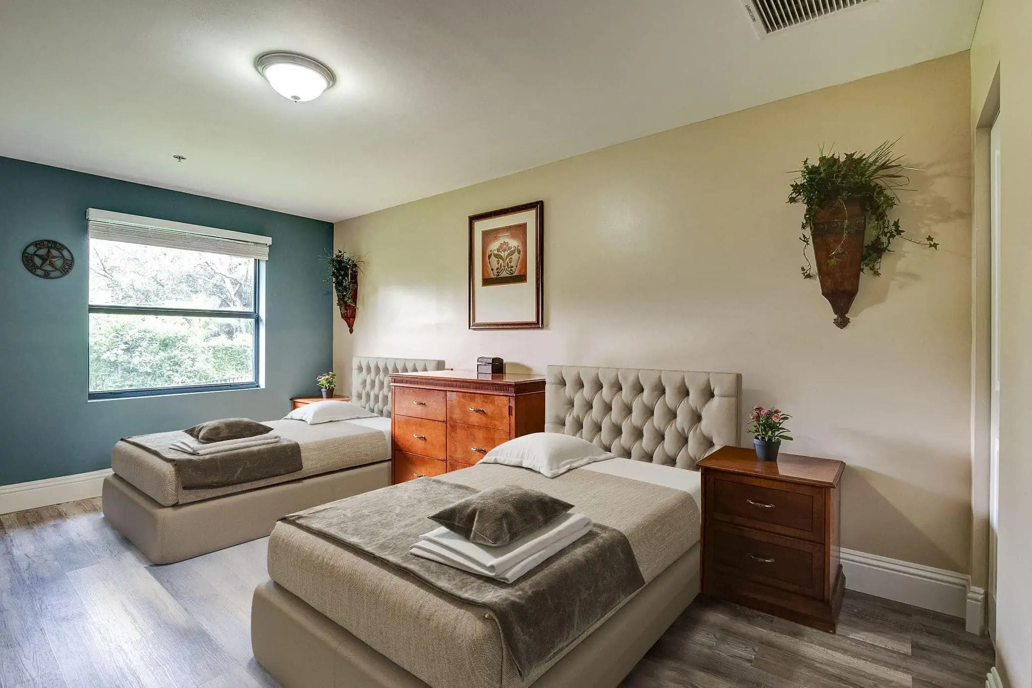 Colonial Assisted Living at Miami