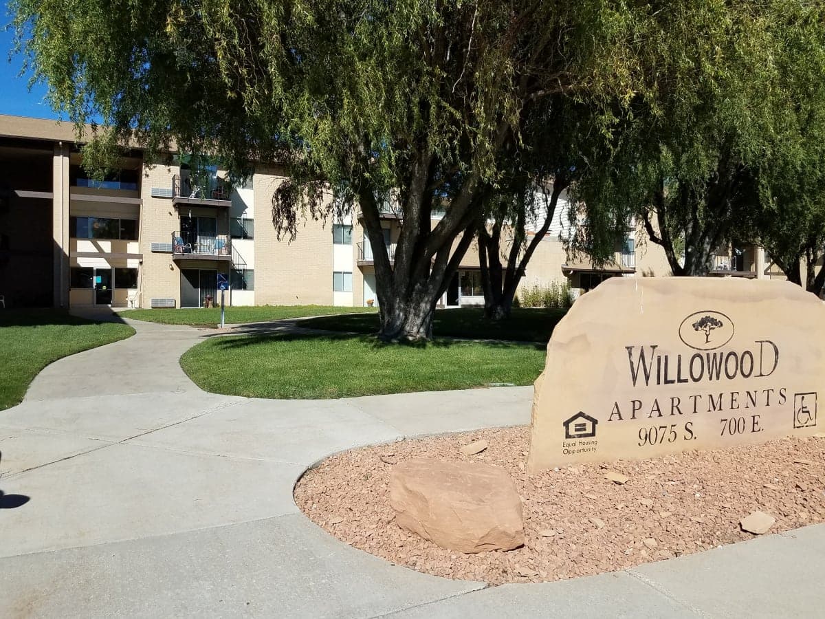 Willowood Apartments