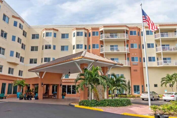 FIVE STAR The Palms of Fort Myers — photo 1