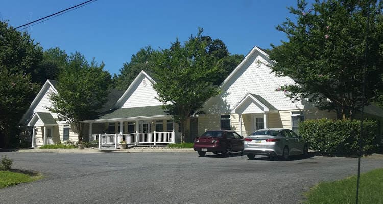 Peartree House Assisted Living Shadow Oak Lane