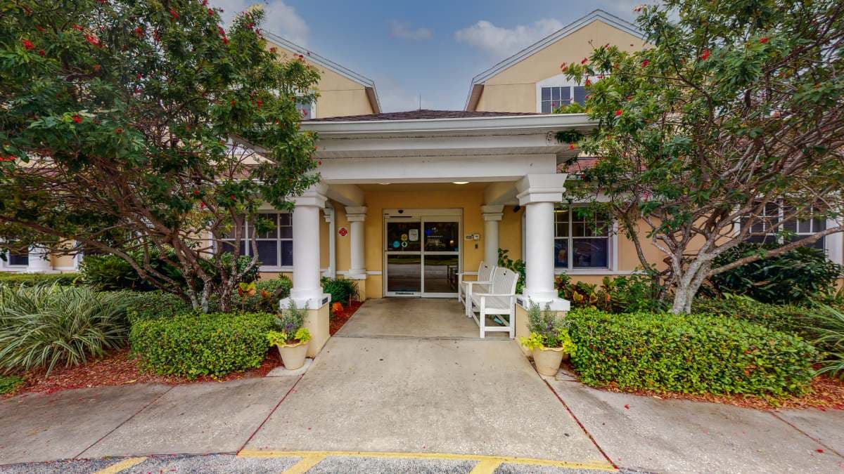 Aventura Bay Place — photo 1