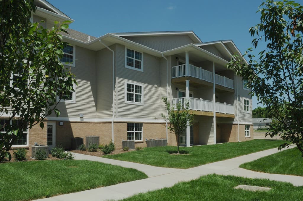 Queensbrooke Village Senior Living