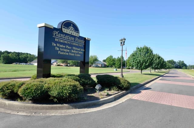 Plantation Pointe Retirement Community — photo 1