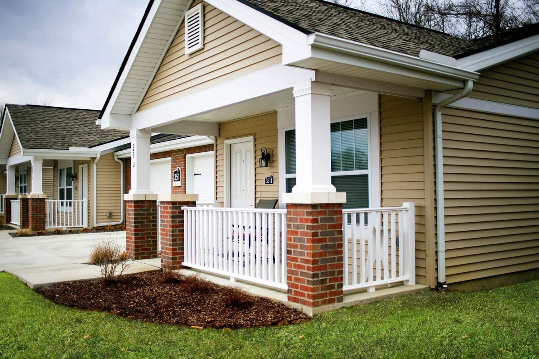 Riverside Landing at Delaware Place — photo 1