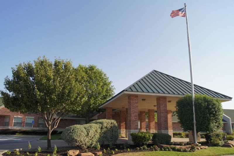 Red Oak Health and Rehabilitation Center — photo 1