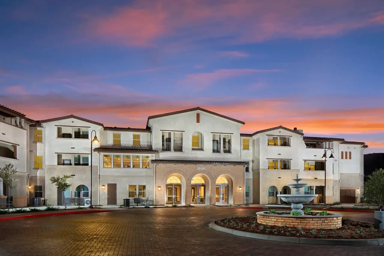 The Groves Apartments
