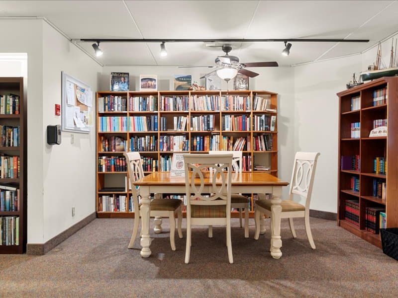 Life Manor Independent Living (Parkside)