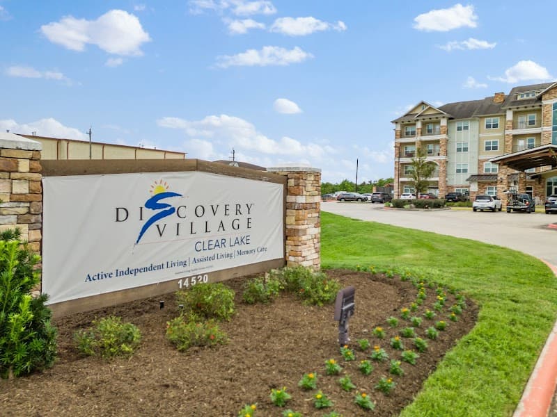 Discovery Village Clear Lake — photo 1